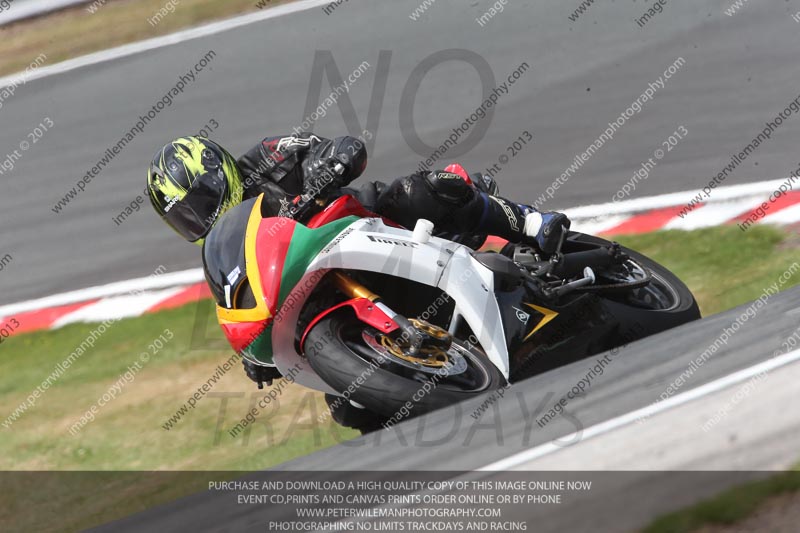 enduro digital images;event digital images;eventdigitalimages;no limits trackdays;oulton no limits trackday;oulton park cheshire;oulton trackday photographs;peter wileman photography;racing digital images;trackday digital images;trackday photos