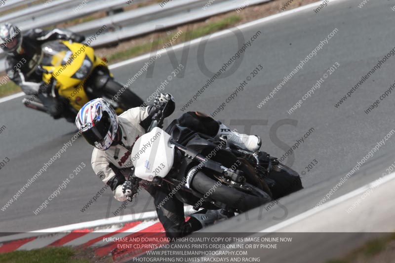 enduro digital images;event digital images;eventdigitalimages;no limits trackdays;oulton no limits trackday;oulton park cheshire;oulton trackday photographs;peter wileman photography;racing digital images;trackday digital images;trackday photos