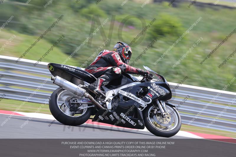 enduro digital images;event digital images;eventdigitalimages;no limits trackdays;oulton no limits trackday;oulton park cheshire;oulton trackday photographs;peter wileman photography;racing digital images;trackday digital images;trackday photos