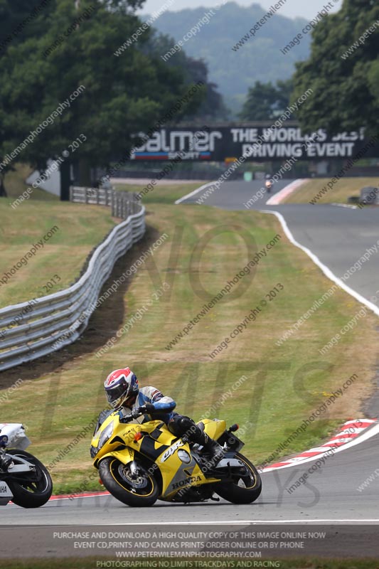 enduro digital images;event digital images;eventdigitalimages;no limits trackdays;oulton no limits trackday;oulton park cheshire;oulton trackday photographs;peter wileman photography;racing digital images;trackday digital images;trackday photos