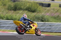 enduro-digital-images;event-digital-images;eventdigitalimages;no-limits-trackdays;oulton-no-limits-trackday;oulton-park-cheshire;oulton-trackday-photographs;peter-wileman-photography;racing-digital-images;trackday-digital-images;trackday-photos