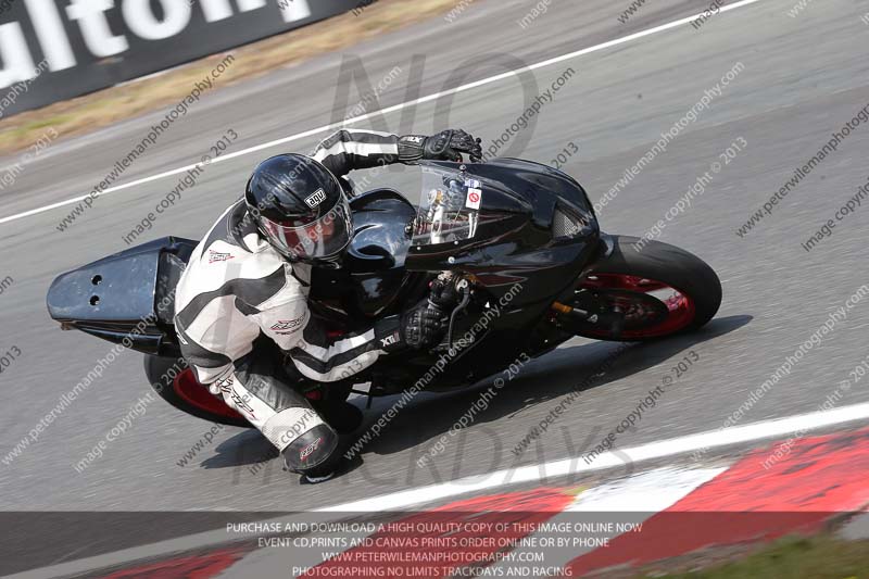 enduro digital images;event digital images;eventdigitalimages;no limits trackdays;oulton no limits trackday;oulton park cheshire;oulton trackday photographs;peter wileman photography;racing digital images;trackday digital images;trackday photos