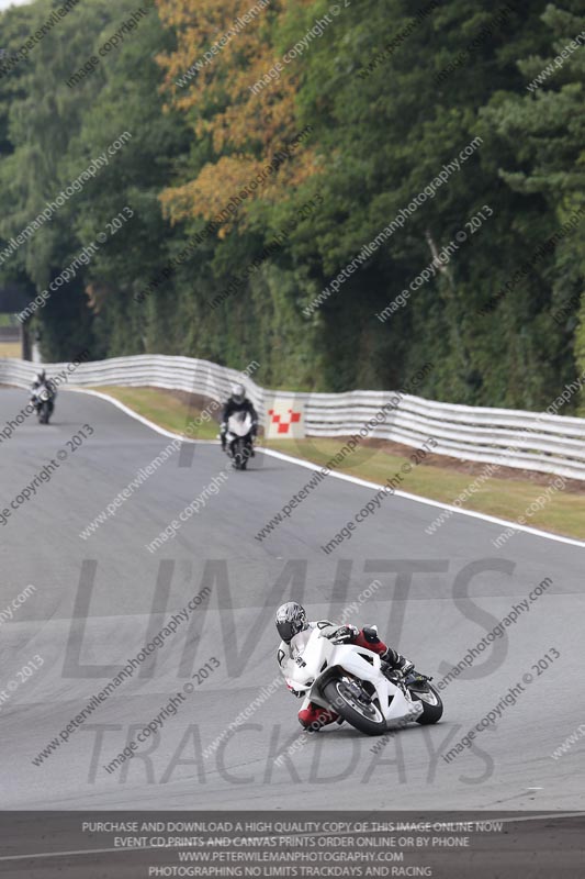 enduro digital images;event digital images;eventdigitalimages;no limits trackdays;oulton no limits trackday;oulton park cheshire;oulton trackday photographs;peter wileman photography;racing digital images;trackday digital images;trackday photos