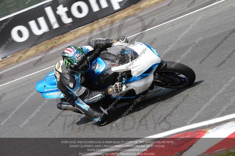 enduro digital images;event digital images;eventdigitalimages;no limits trackdays;oulton no limits trackday;oulton park cheshire;oulton trackday photographs;peter wileman photography;racing digital images;trackday digital images;trackday photos