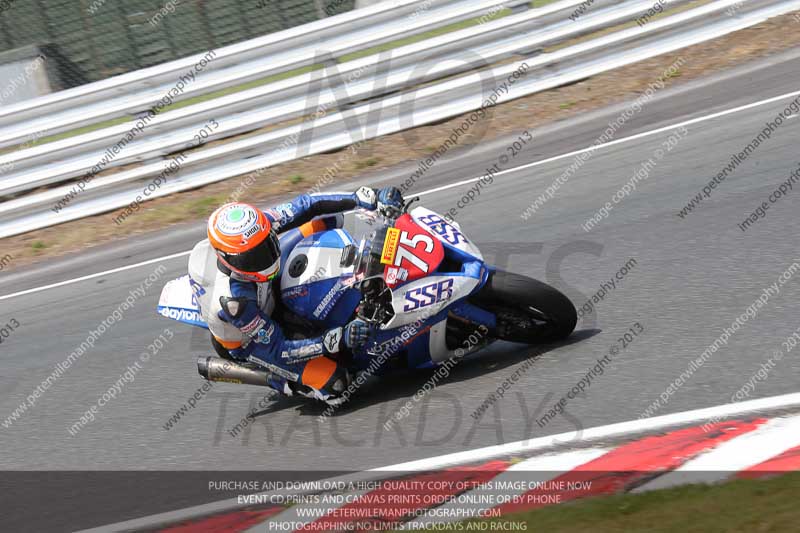enduro digital images;event digital images;eventdigitalimages;no limits trackdays;oulton no limits trackday;oulton park cheshire;oulton trackday photographs;peter wileman photography;racing digital images;trackday digital images;trackday photos