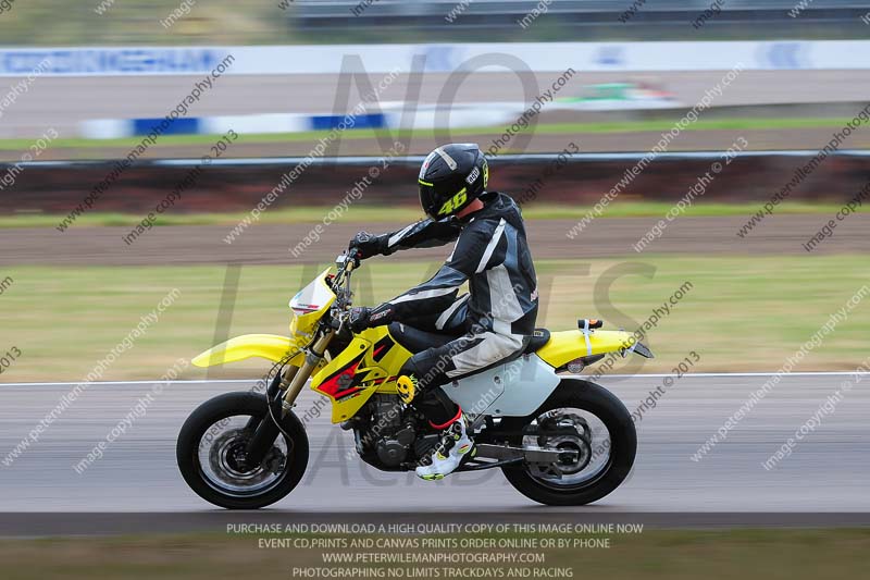 Rockingham no limits trackday;enduro digital images;event digital images;eventdigitalimages;no limits trackdays;peter wileman photography;racing digital images;rockingham raceway northamptonshire;rockingham trackday photographs;trackday digital images;trackday photos