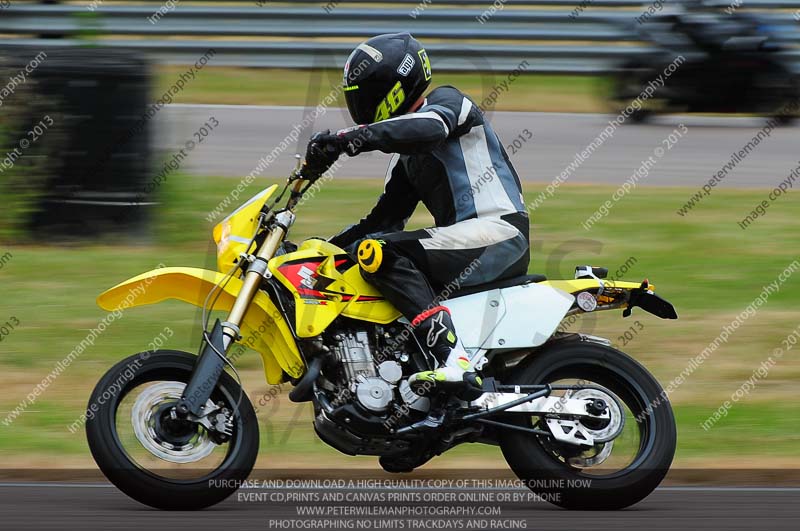 Rockingham no limits trackday;enduro digital images;event digital images;eventdigitalimages;no limits trackdays;peter wileman photography;racing digital images;rockingham raceway northamptonshire;rockingham trackday photographs;trackday digital images;trackday photos