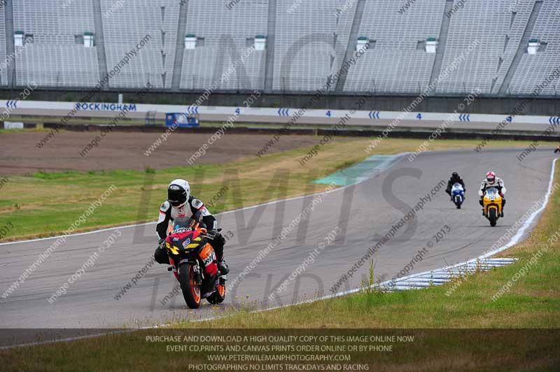 Rockingham no limits trackday;enduro digital images;event digital images;eventdigitalimages;no limits trackdays;peter wileman photography;racing digital images;rockingham raceway northamptonshire;rockingham trackday photographs;trackday digital images;trackday photos