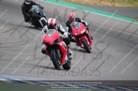 Rockingham-no-limits-trackday;enduro-digital-images;event-digital-images;eventdigitalimages;no-limits-trackdays;peter-wileman-photography;racing-digital-images;rockingham-raceway-northamptonshire;rockingham-trackday-photographs;trackday-digital-images;trackday-photos