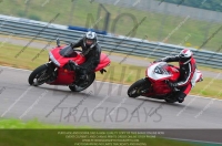 Rockingham-no-limits-trackday;enduro-digital-images;event-digital-images;eventdigitalimages;no-limits-trackdays;peter-wileman-photography;racing-digital-images;rockingham-raceway-northamptonshire;rockingham-trackday-photographs;trackday-digital-images;trackday-photos