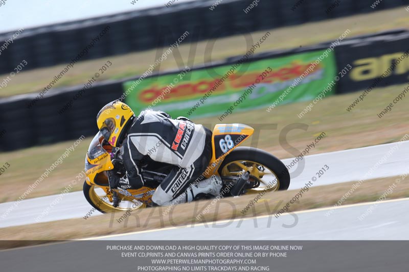 anglesey no limits trackday;anglesey photographs;anglesey trackday photographs;enduro digital images;event digital images;eventdigitalimages;no limits trackdays;peter wileman photography;racing digital images;trac mon;trackday digital images;trackday photos;ty croes