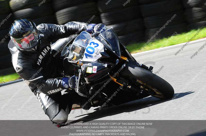 cadwell no limits trackday;cadwell park;cadwell park photographs;cadwell trackday photographs;enduro digital images;event digital images;eventdigitalimages;no limits trackdays;peter wileman photography;racing digital images;trackday digital images;trackday photos