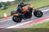 NOVICE RED/ORANGE BIKES