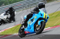 NOVICE BLUE/WHITE BIKES