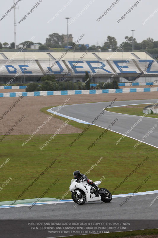 jerez;motorbikes;no limits;nov 2012;peter wileman photography;spain;trackday;trackday digital images