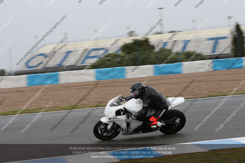 jerez;motorbikes;no limits;nov 2012;peter wileman photography;spain;trackday;trackday digital images