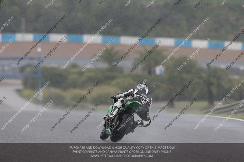 jerez;motorbikes;no limits;nov 2012;peter wileman photography;spain;trackday;trackday digital images
