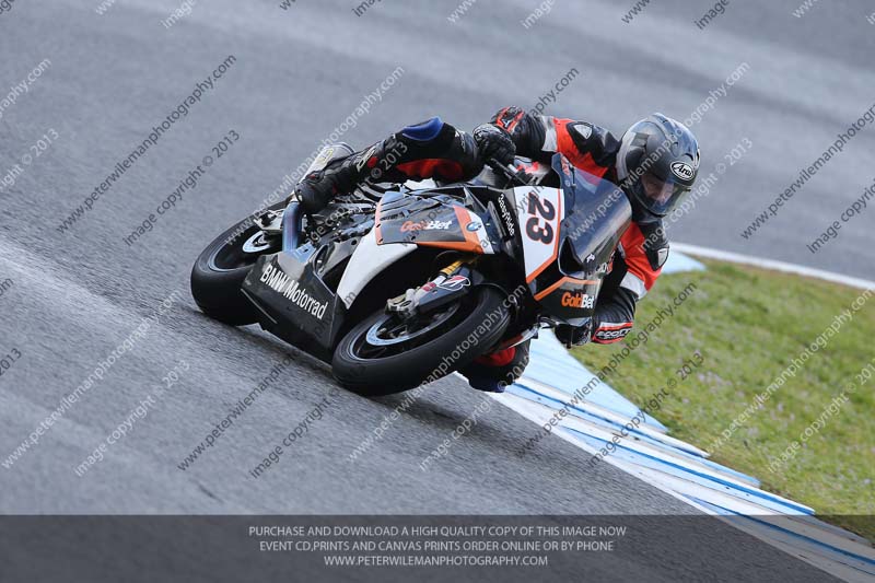 jerez;motorbikes;no limits;nov 2012;peter wileman photography;spain;trackday;trackday digital images
