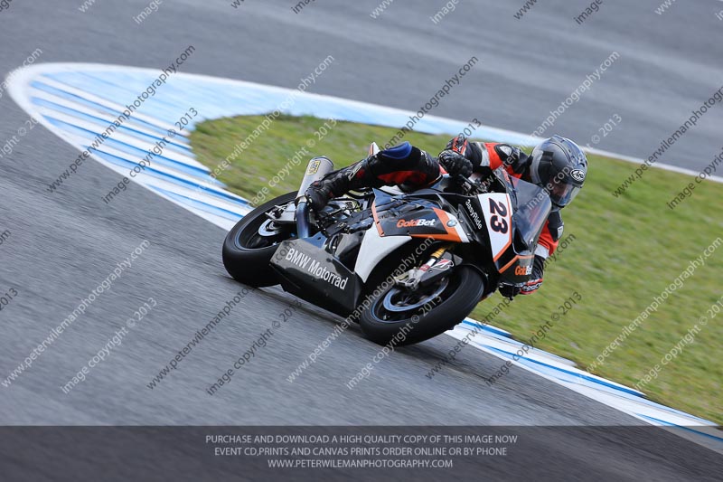 jerez;motorbikes;no limits;nov 2012;peter wileman photography;spain;trackday;trackday digital images