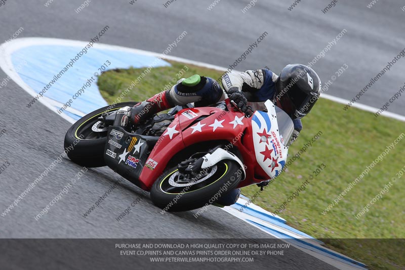 jerez;motorbikes;no limits;nov 2012;peter wileman photography;spain;trackday;trackday digital images