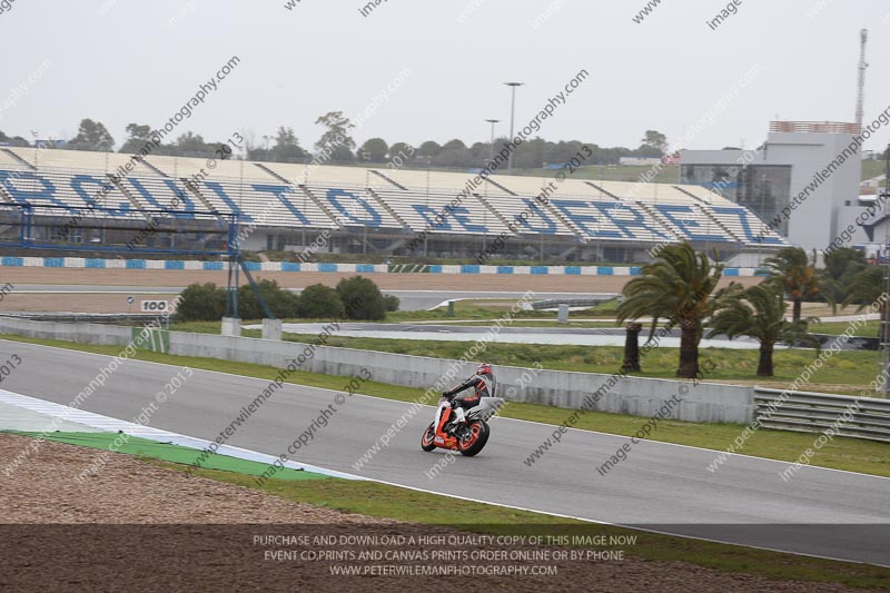 jerez;motorbikes;no limits;nov 2012;peter wileman photography;spain;trackday;trackday digital images
