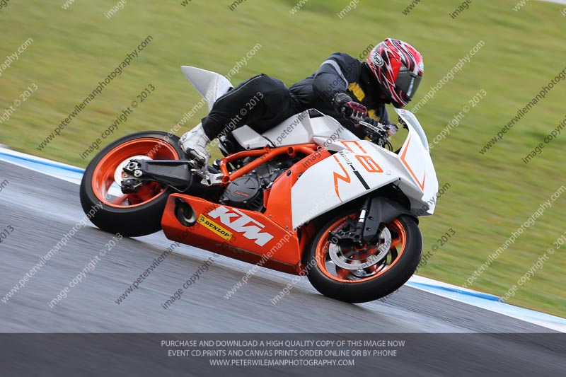 jerez;motorbikes;no limits;nov 2012;peter wileman photography;spain;trackday;trackday digital images
