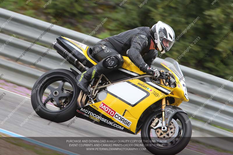 jerez;motorbikes;no limits;nov 2012;peter wileman photography;spain;trackday;trackday digital images