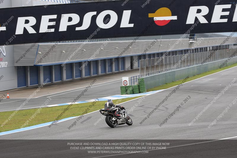 jerez;motorbikes;no limits;nov 2012;peter wileman photography;spain;trackday;trackday digital images
