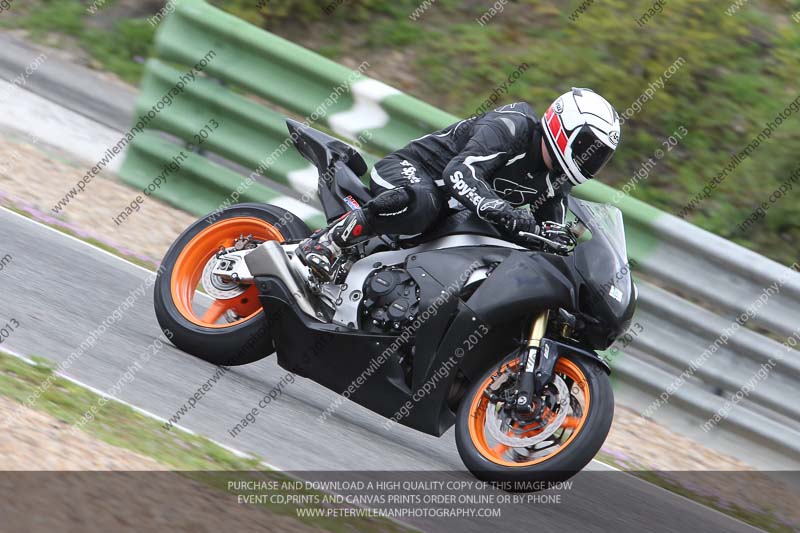 jerez;motorbikes;no limits;nov 2012;peter wileman photography;spain;trackday;trackday digital images