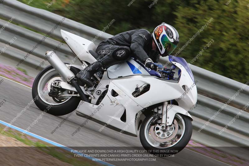 jerez;motorbikes;no limits;nov 2012;peter wileman photography;spain;trackday;trackday digital images