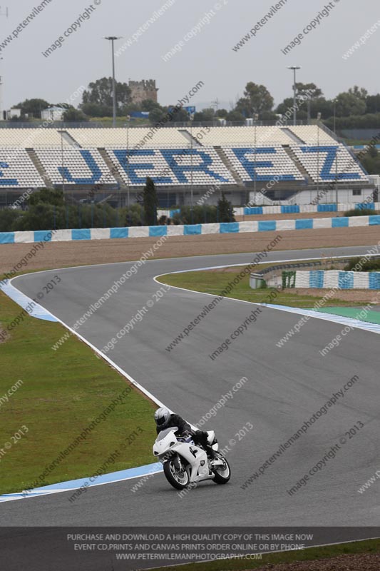 jerez;motorbikes;no limits;nov 2012;peter wileman photography;spain;trackday;trackday digital images