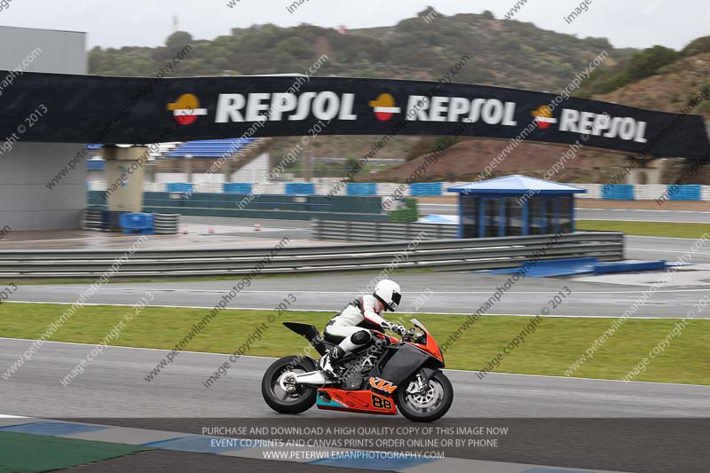 jerez;motorbikes;no limits;nov 2012;peter wileman photography;spain;trackday;trackday digital images