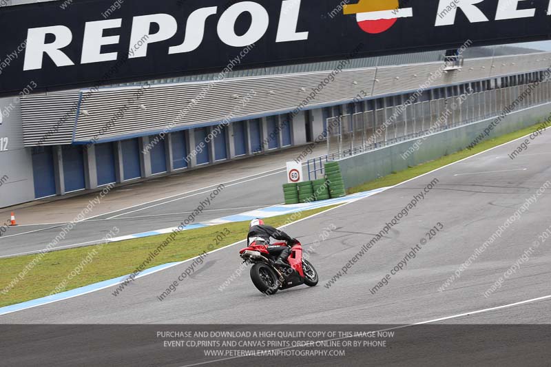 jerez;motorbikes;no limits;nov 2012;peter wileman photography;spain;trackday;trackday digital images