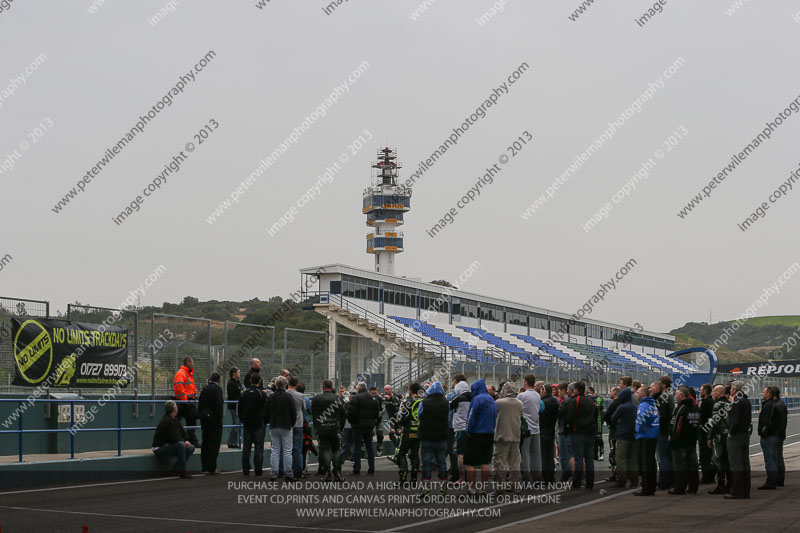 jerez;motorbikes;no limits;nov 2012;peter wileman photography;spain;trackday;trackday digital images