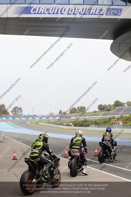 jerez;motorbikes;no limits;nov 2012;peter wileman photography;spain;trackday;trackday digital images