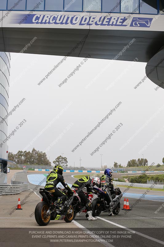 jerez;motorbikes;no limits;nov 2012;peter wileman photography;spain;trackday;trackday digital images