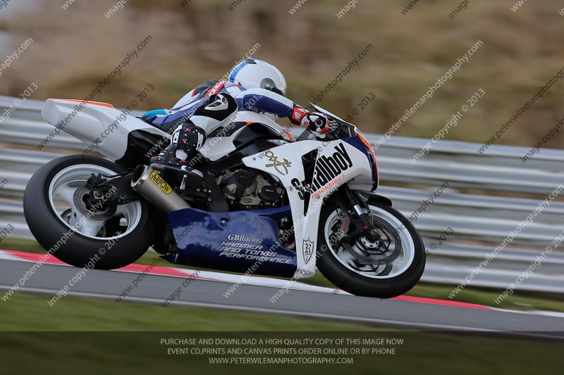 enduro digital images;event digital images;eventdigitalimages;no limits trackdays;oulton no limits trackday;oulton park cheshire;oulton trackday photographs;peter wileman photography;racing digital images;trackday digital images;trackday photos