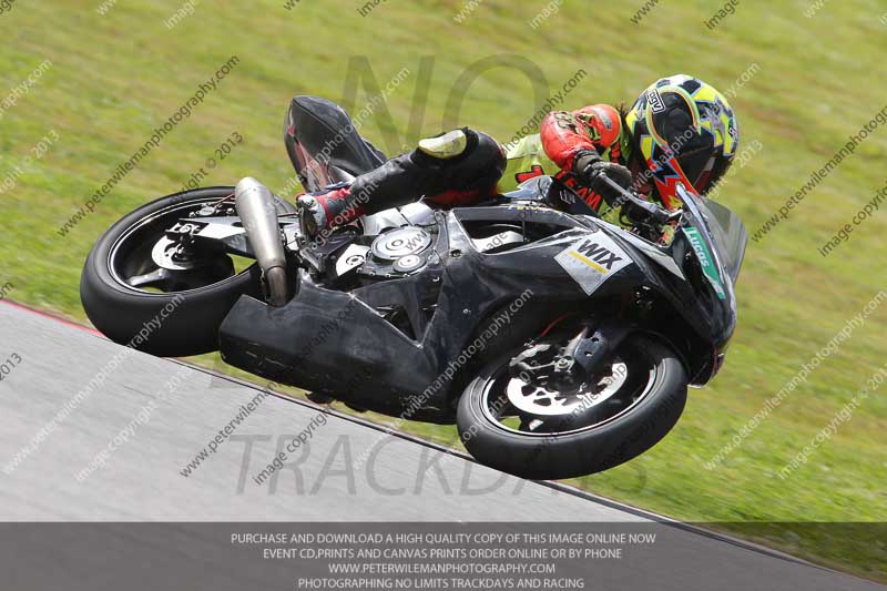 march 2010;motorbikes;no limits;peter wileman photography;portimao;portugal;trackday;trackday digital images