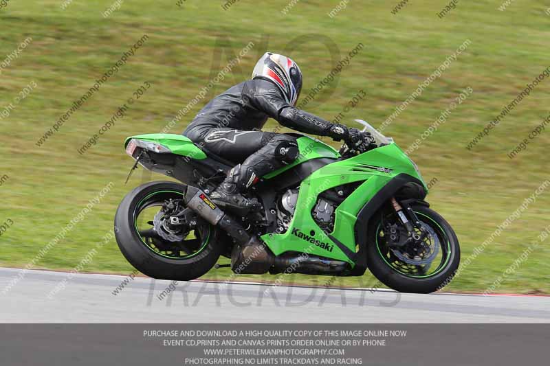 march 2010;motorbikes;no limits;peter wileman photography;portimao;portugal;trackday;trackday digital images