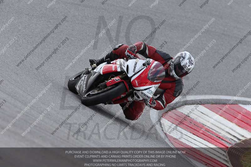 march 2010;motorbikes;no limits;peter wileman photography;portimao;portugal;trackday;trackday digital images