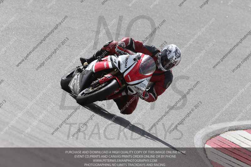 march 2010;motorbikes;no limits;peter wileman photography;portimao;portugal;trackday;trackday digital images