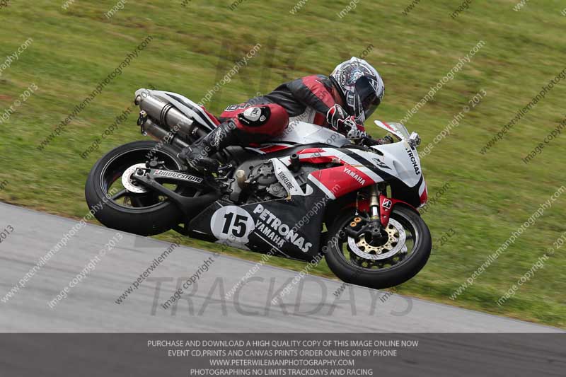 march 2010;motorbikes;no limits;peter wileman photography;portimao;portugal;trackday;trackday digital images