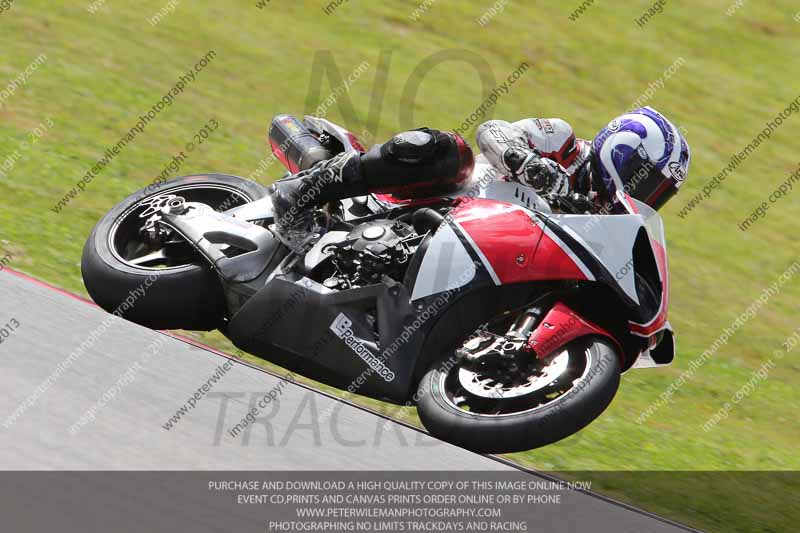 march 2010;motorbikes;no limits;peter wileman photography;portimao;portugal;trackday;trackday digital images