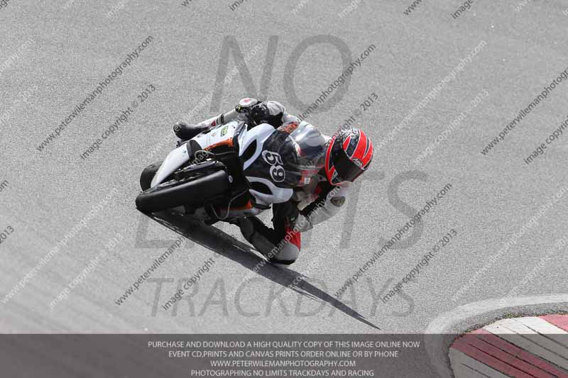 march 2010;motorbikes;no limits;peter wileman photography;portimao;portugal;trackday;trackday digital images