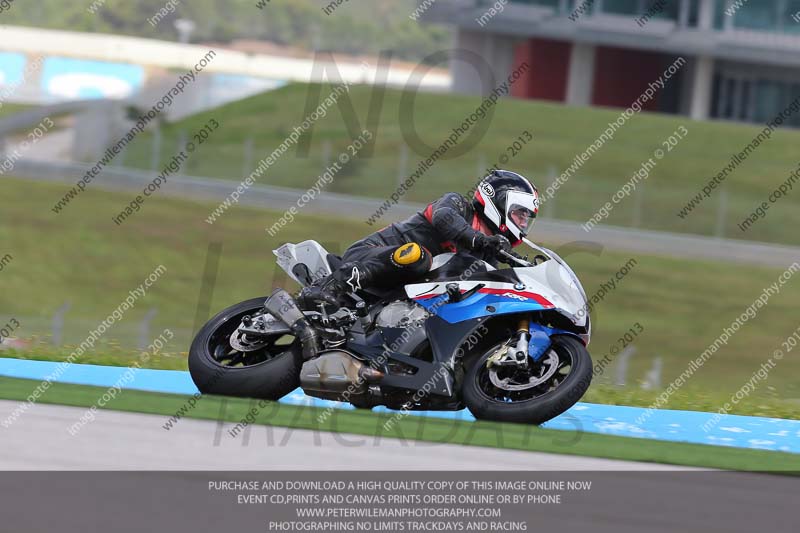 march 2010;motorbikes;no limits;peter wileman photography;portimao;portugal;trackday;trackday digital images