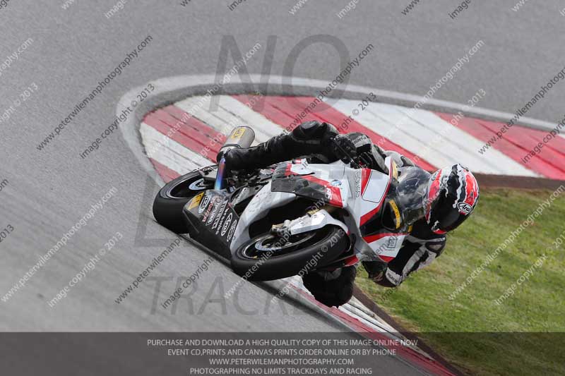 march 2010;motorbikes;no limits;peter wileman photography;portimao;portugal;trackday;trackday digital images