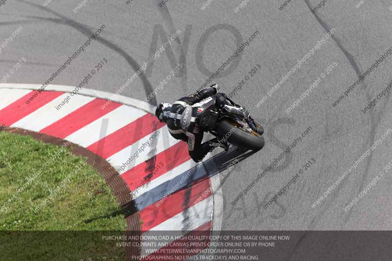 march 2010;motorbikes;no limits;peter wileman photography;portimao;portugal;trackday;trackday digital images