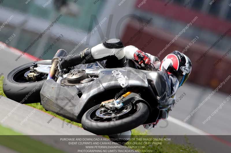march 2010;motorbikes;no limits;peter wileman photography;portimao;portugal;trackday;trackday digital images