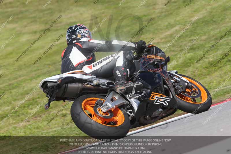 march 2010;motorbikes;no limits;peter wileman photography;portimao;portugal;trackday;trackday digital images