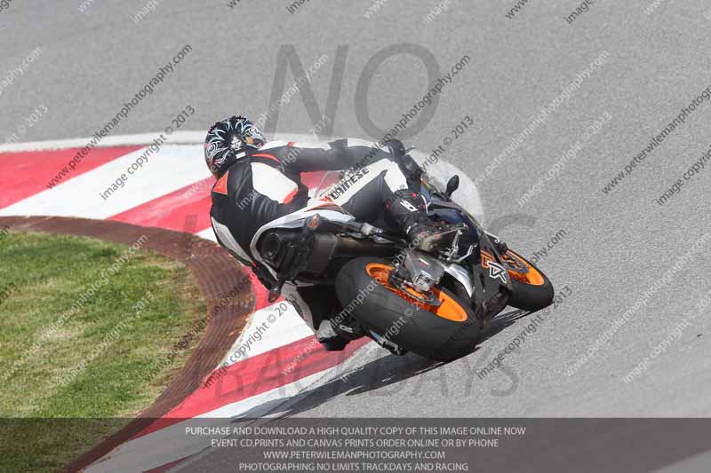 march 2010;motorbikes;no limits;peter wileman photography;portimao;portugal;trackday;trackday digital images
